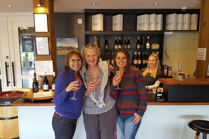 Martinborough Winery Private Tour - Poppies Martinborough is a likely lunch highlight