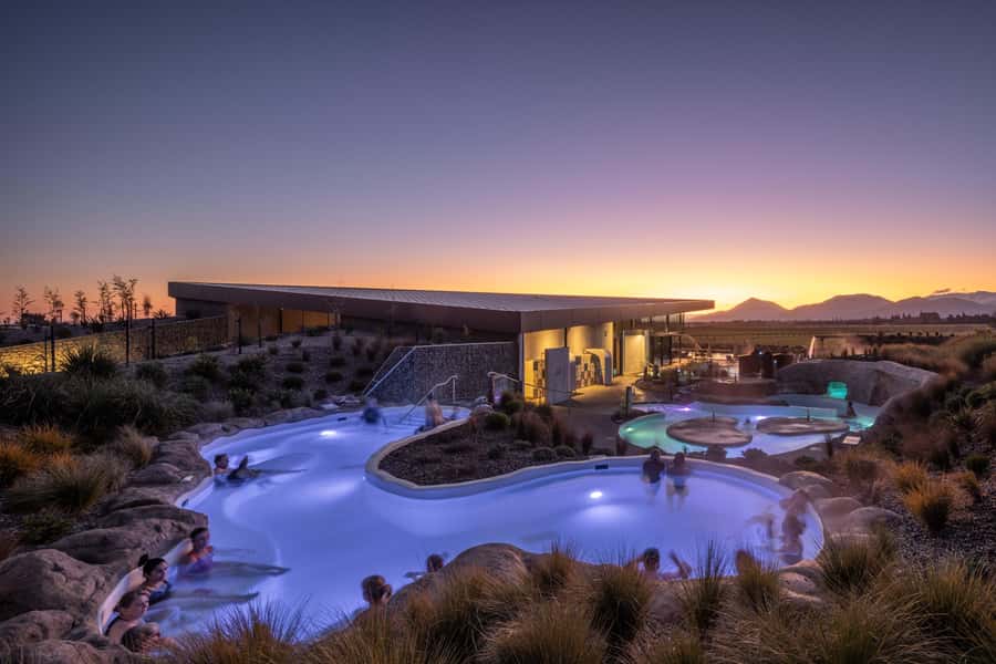 Methven: Ōpuke Discovery Pools 2-Hour Session - Star-lit caves for a quieter change of pace
