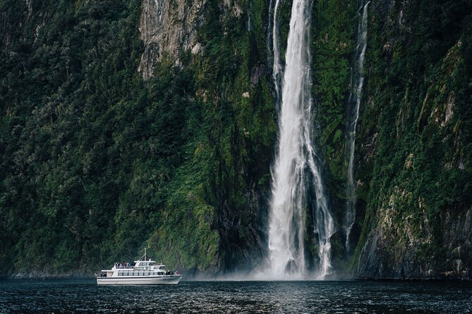 Milford Sound Coach, Cruise and Flight Sightseeing Tour from Queenstown - Why this coach, cruise, and flight combination works