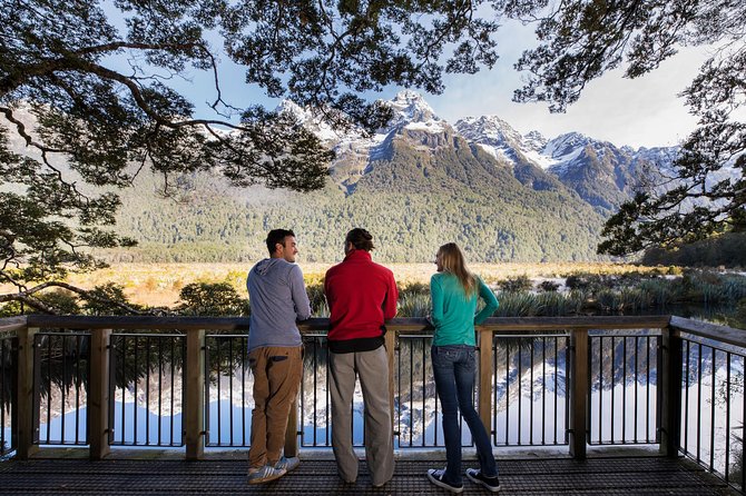 Milford Sound Coach & Cruise ex Te Anau Stunning Views with Lunch - Te Anau sets the tone