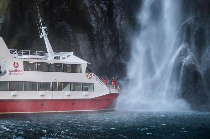 Milford Sound Coach & Cruise from Queenstown: Panoramic Views - Eglinton Valley Camp, Lake Gunn, and Monkey Creek