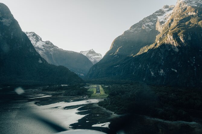 Milford Sound Cruise with Round-Trip Flights from Queenstown - Changing planes for the Milford Sound cruise