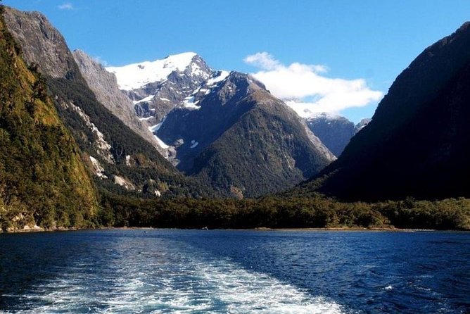Milford Sound Day Tour from Queenstown - Lunch choices, and what I would pack