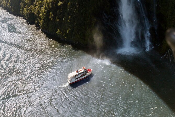 Milford Sound Extended Cruise with Southern Discoveries - Why the extra sailing time matters