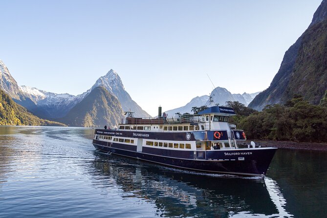 Milford Sound Full Day Tour from Te Anau with Cruise - Lake Marian Track and Marian Falls