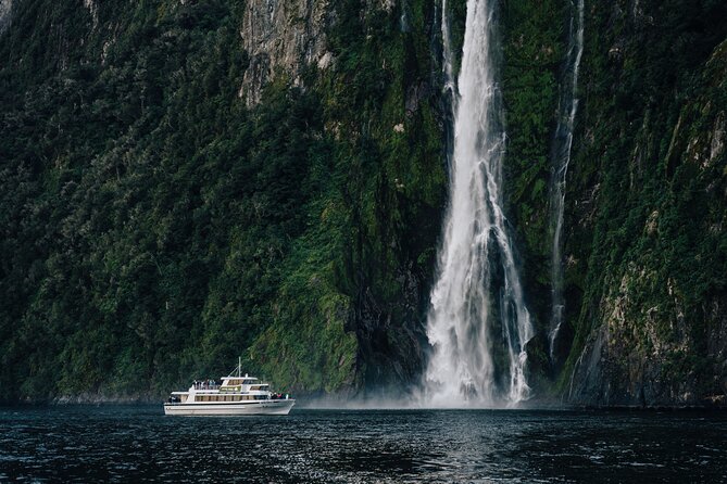 Milford Sound Helicopter and Cruise Tour from Queenstown - Who will get the most from this tour