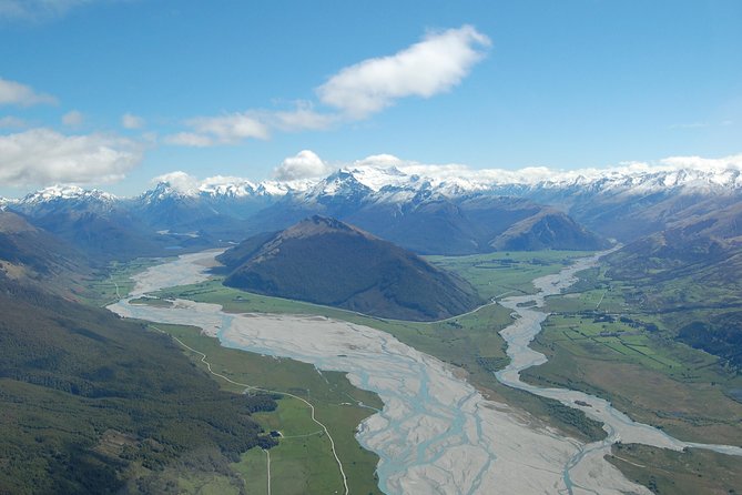 Milford Sound Helicopter Flight and Cruise from Queenstown - From Queenstown to Milford Sound by helicopter
