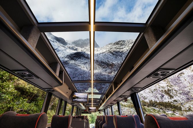 Milford Sound Premium Coach & Cruise from Queenstown with Lunch - Te Anau, the gateway to Fiordland