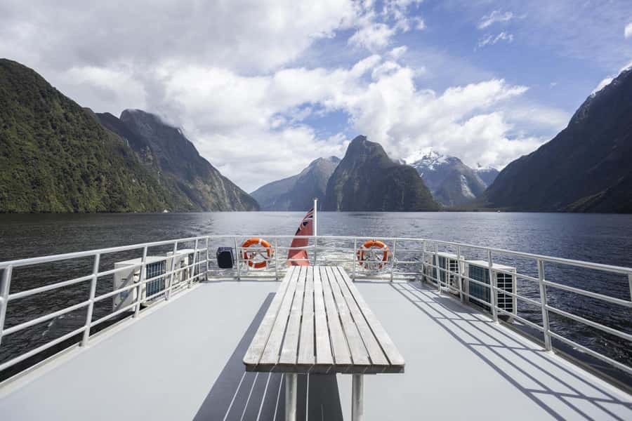 Milford Sound: Premium Small Group Cruise with Canape Lunch - Weather, clothing, and the remote setting