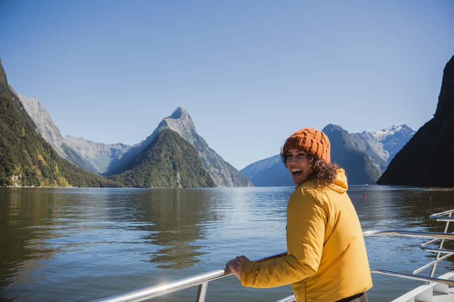 Milford Sound: Small-Group Tour from Te Anau - Key points at a glance
