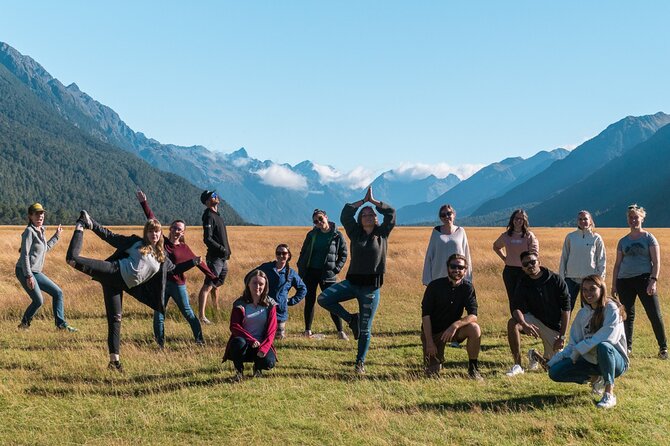 Milford Sound Tour: Cruise & Flight - Hollyford River and Falls Creek show Fiordland in motion
