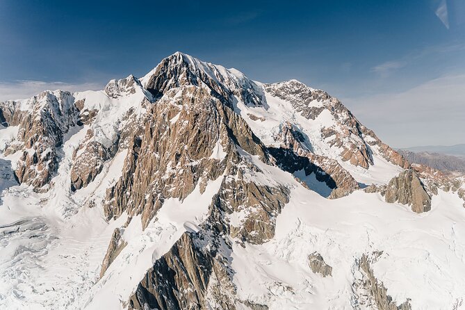 Mount Cook Alpine Explorer Helicopter Flight with Alpine Landing - Weather, cancellations, and the practical risks