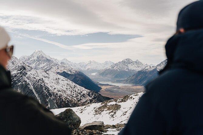 Mount Cook: Alpine Vista Helicopter Flight with Alpine Landing - The departure at Glentanner Park