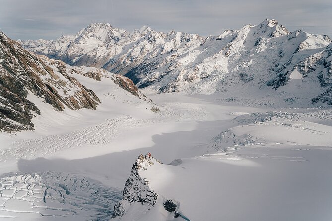 Mount Cook and The Glaciers 55-Minute Helicopter Flight - Starting at Glentanner Park
