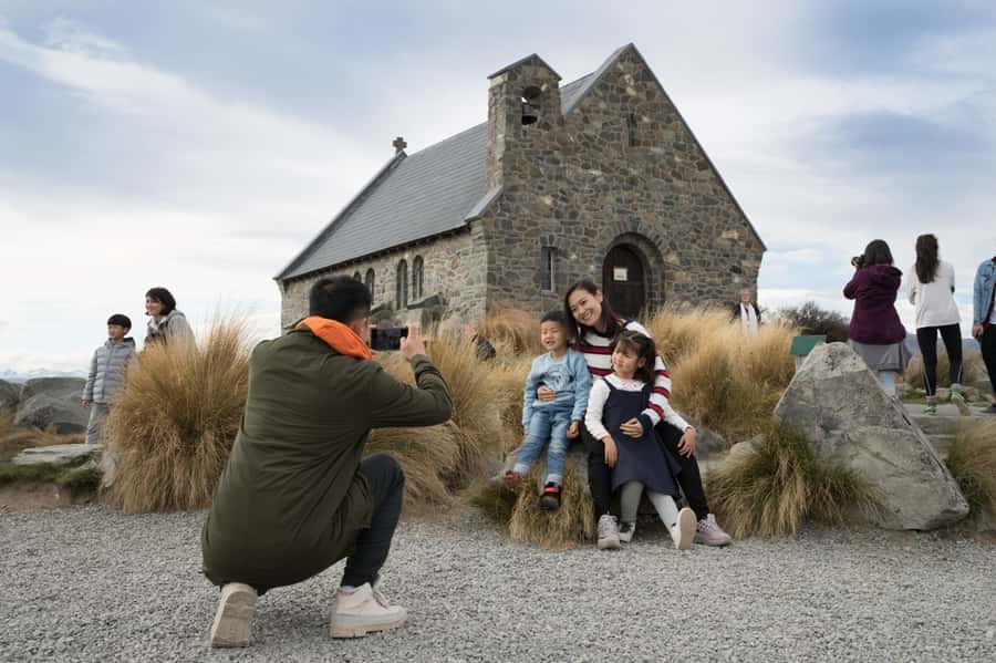 Mount Cook Full-Day Tour: Queenstown to Christchurch - Lake Tekapo and the Church of the Good Shepherd
