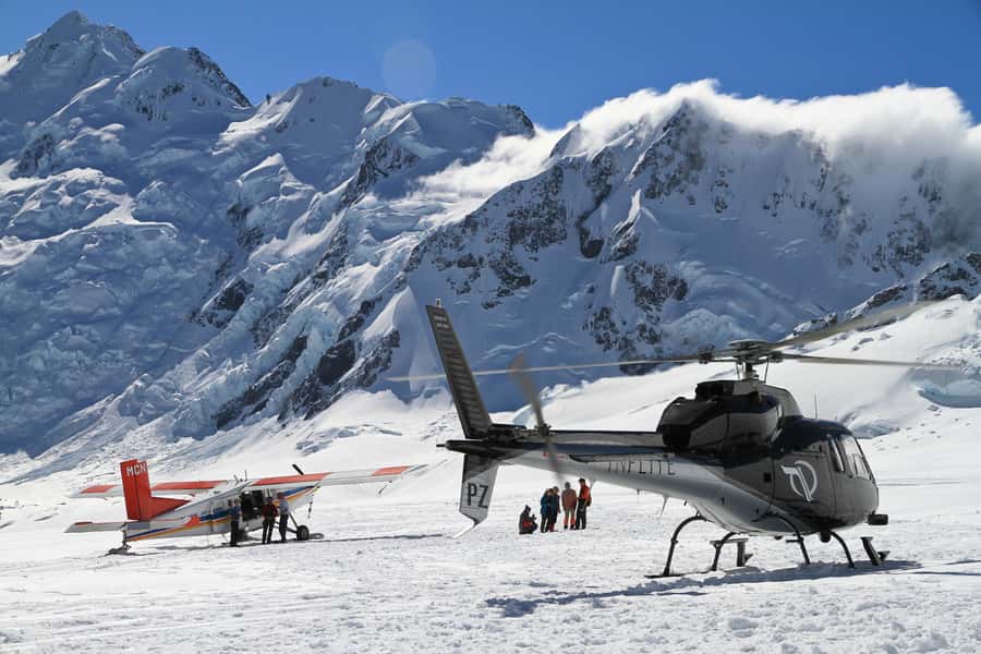 Mount Cook: Ski Plane and Helicopter Glacier Combo Flight - Who will enjoy this flight most?