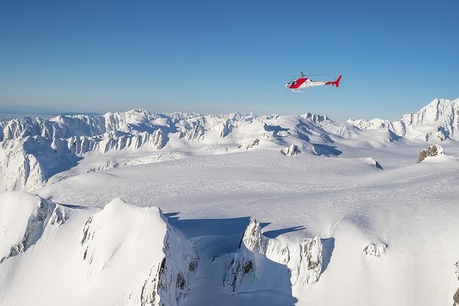 Mount Cook Spectacular Helicopter Flight from Fox Glacier - The Return Flight to Fox Glacier