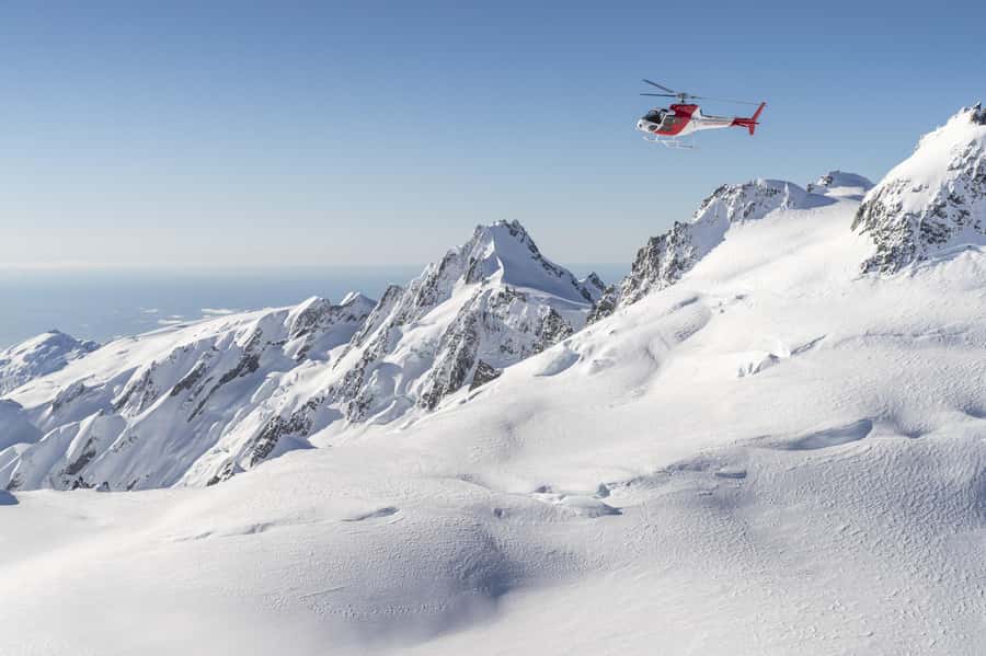 Mount Cook: Tasman Glacier and West Coast Helicopter Flight - Starting at Aoraki/Mount Cook Village