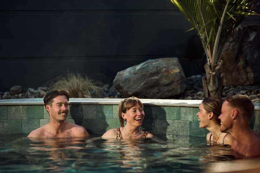 Mount Maunganui: Hot Ocean Water Pools Entry Ticket - Arriving at the illuminated sign and reception