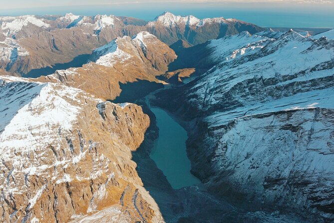 Mt. Cook Fly Explore Fly ex Queenstown by Glenorchy Air - Five hours around Aoraki Mount Cook Village