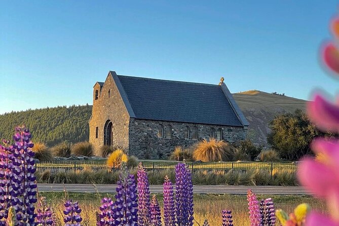 Mt. Cook Full Day Private Tour via Tekapo from Christchurch - Geraldine begins the change from plains to mountains