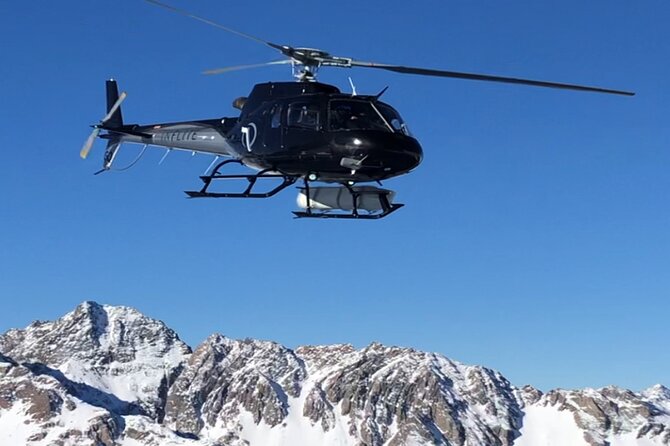 Mt Cook Small Group Tour & Heli Hike Combo from Queenstown - Lindis Pass: 15 minutes above the valleys