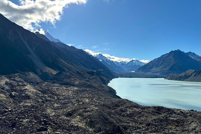 Mt Cook & Tasman Glacier lookout Small Group Tour from Queenstown - Lake Pukaki and the first Aoraki views