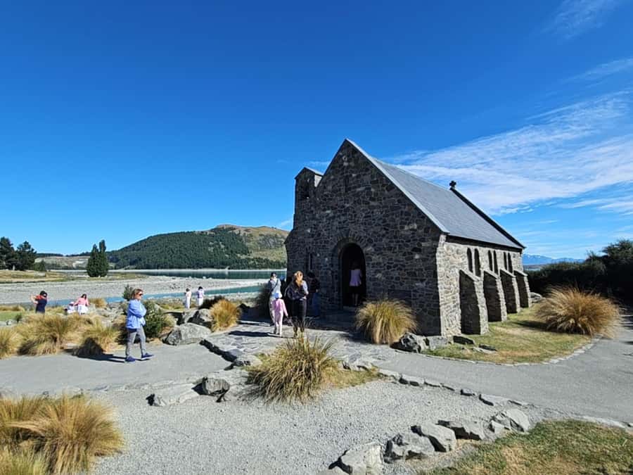 (MT) Mount Cook & Lake Tekapo Day Tour from Christchurch - Geraldine gives the journey a sensible first pause
