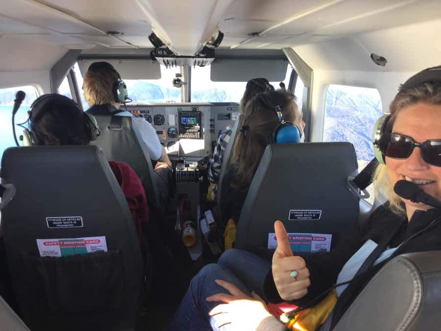 Nelson: Abel Tasman Cruise-Fly Day Tour - Leaving Nelson for Kaiteriteri
