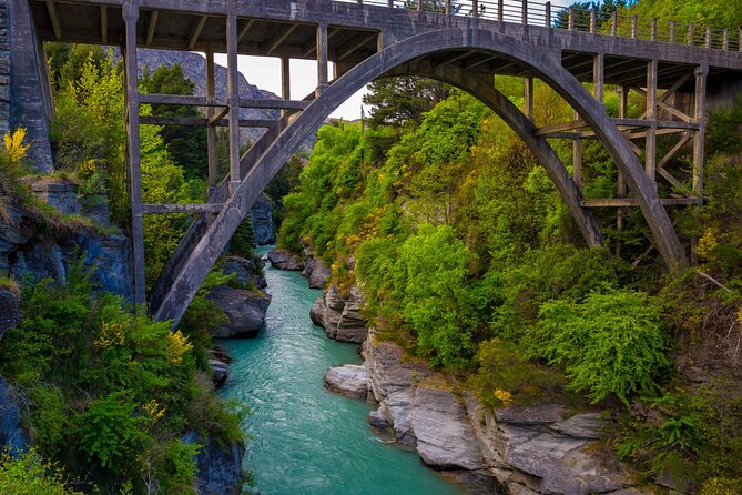 NEW: Ale Trail: Wharehuanui Adventure with Queenstown Shuttles - From Queenstown to historic Arrowtown