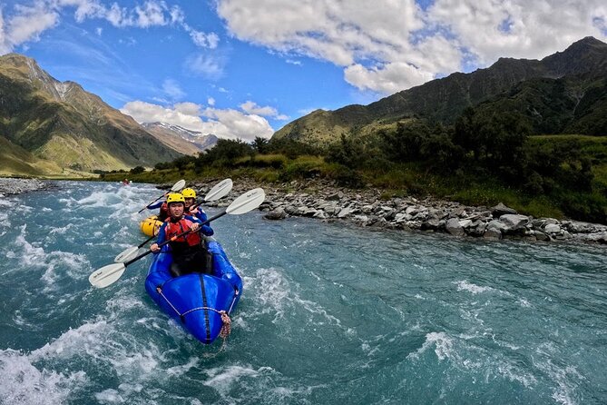 Packraft Wanaka - Two-person rafts and the rhythm of the river