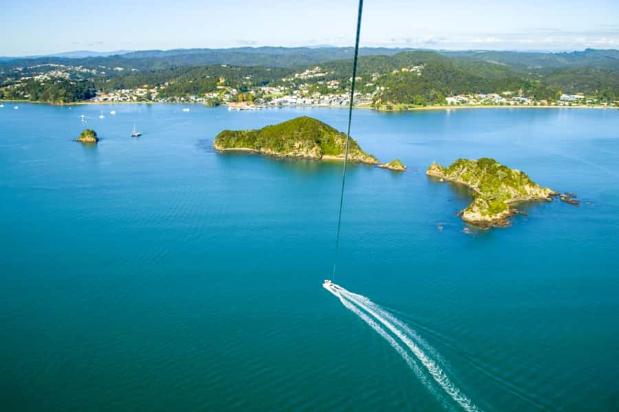 Paihia: Bay of Islands Parasailing Flight - Leaving Paihia Wharf for a sky-high view