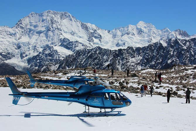 Pilot’s Choice: 2 Glaciers & Snow Landing – 35min - The snow landing and the ten-minute question