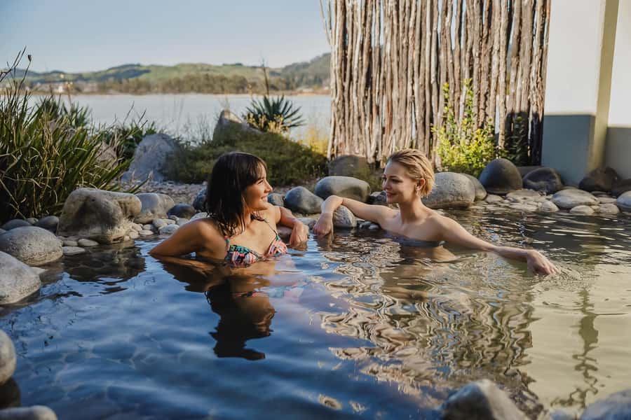 Polynesian Spa Rotorua: Lake View Private Pools Experience - What the Lake View Private Pools actually offer