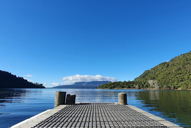 Ports of Tauranga/Rotorua/Tga - 6 Hours Rotorua Highlights Tour - Three lakes, three different moods