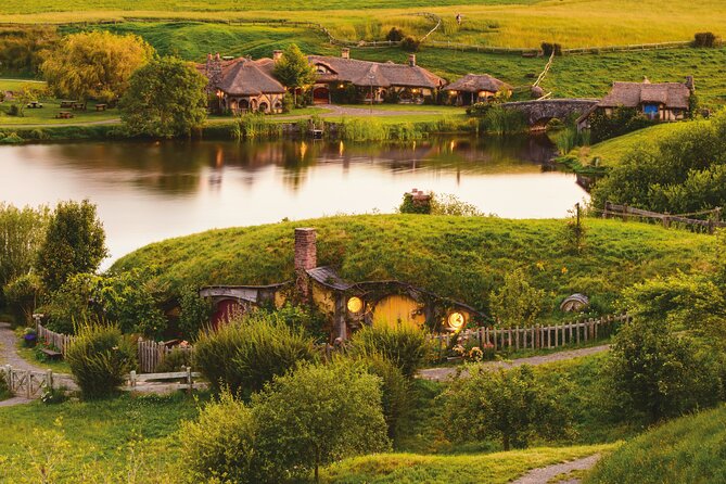Premium Hobbiton Small Group Day Tour from Auckland - Key things to know before booking