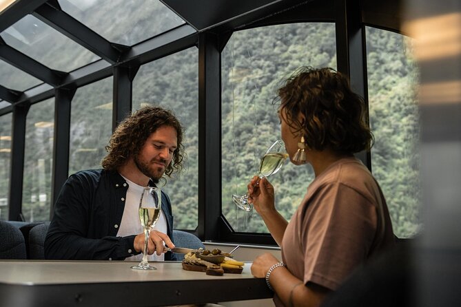 Premium Milford Sound Cruise Including Lunch - How the price compares with the experience