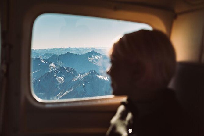 Premium Milford Sound Tour Including Cruise, Flight & Lunch - Mirror Lakes And Lake Gunn