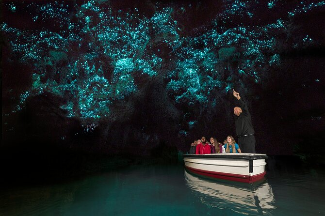 Private 3 Days Tour From Auckland: Hobbiton, Hamilton, Rotorua & Waitomo Caves - What the $3,661.38 price really buys