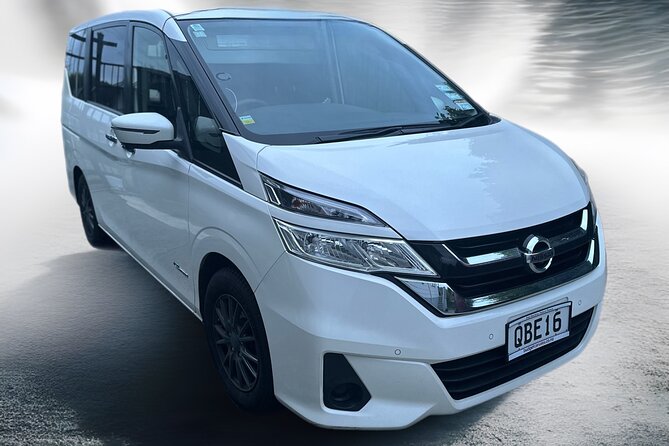 Private Auckland Airport Transfer: to/from City Hotels in Minivan - The Drivers Make the Difference