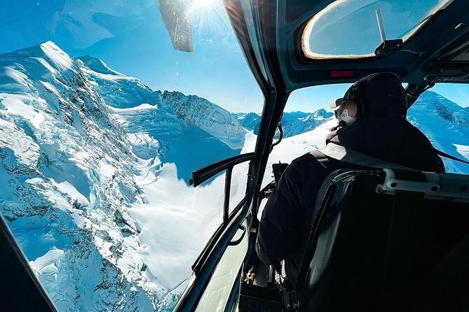 Private Flight: 3 Glaciers with Snow Landing - 45mins - Who will get the most from the $1,411.80 price