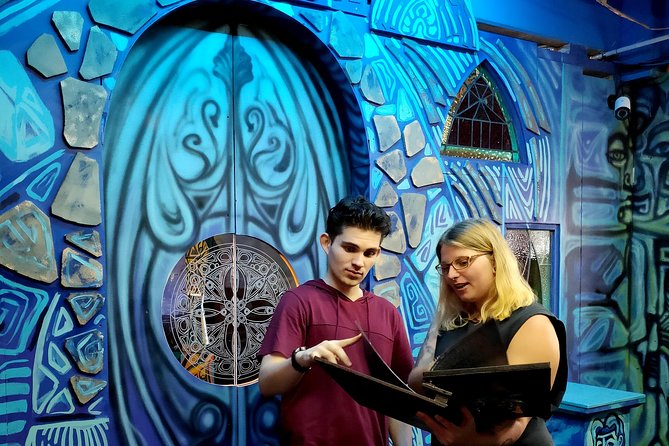 Private Group Puzzle-Solving Adventure Game: Atlantis - The briefing gets your group into the game