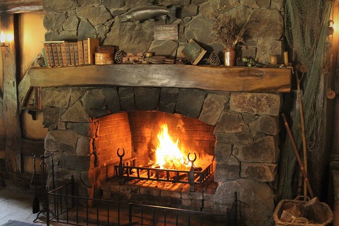 Private Hobbiton & Blue Springs Day Trip from Auckland - The guides can shape the experience