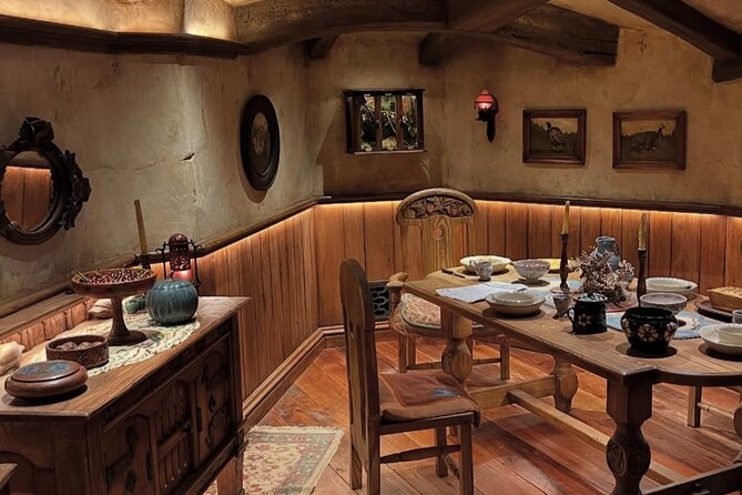 Private Hobbiton Movie Set and Rotorua Day Trip from Auckland - The drive from Auckland to Middle-earth