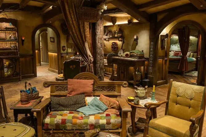 Private Hobbiton & Waitomo Caves Transfer from Auckland - Why this private day trip makes sense from Auckland