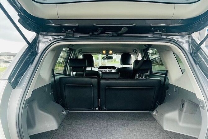 Private One-Way Transfer: Auckland Airport to Auckland City Hotel - A private ride instead of a shared shuttle
