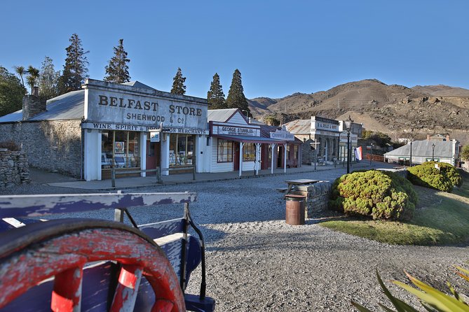 Private Queenstown Wine Tour All-Inclusive Tour - The guides are a major part of the value
