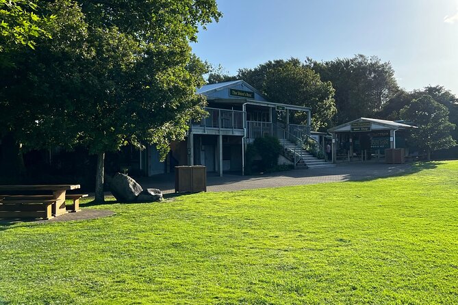 Private Round Trip Transport To Hobbiton From Auckland - Price and value for groups of up to six