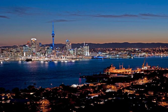 Private Tour: Auckland City and Countryside Tour - Maungawhau, or Mt Eden, gives you the big picture