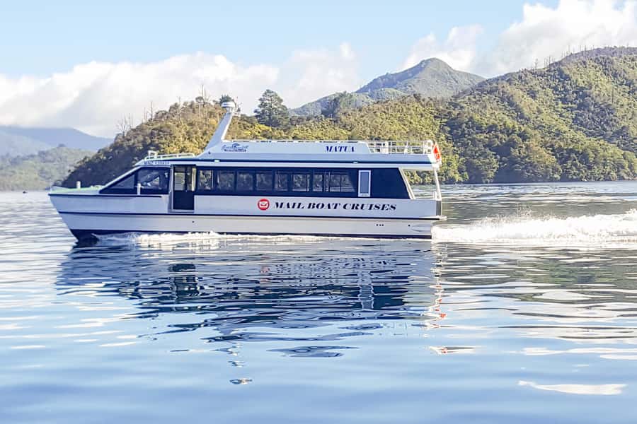 Queen Charlotte Track: Cruise & Self-Guided Hike from Picton - Furneaux Lodge and the final reward
